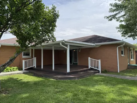 Exterior - 100 Belcher Dr, Anna, IL 62906 photo 2 of 7