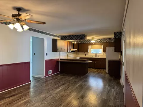 Living - 100 Belcher Dr, Anna, IL 62906 photo 3 of 6