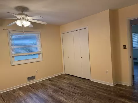 Bedroom - 100 Belcher Dr, Anna, IL 62906 photo 2 of 8