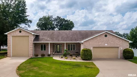 Exterior - 1535 Howard Rd, Marion, IL 62959 photo 5 of 7