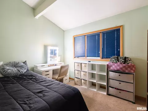 Bedroom - 1103 Eagle Ave, Washington, IL 61571 photo 3 of 3