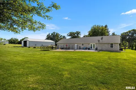 Exterior - 21087 N 25 E Rd, Danvers, IL 61732 photo 5 of 5
