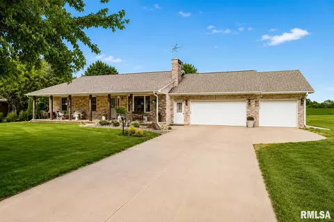 21087 N 25 E Rd, Danvers, IL 61732