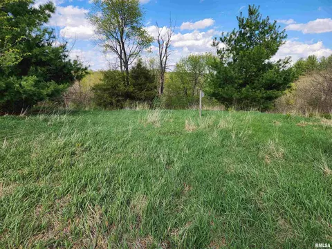376 E Townhall Rd, Metamora, IL 61548