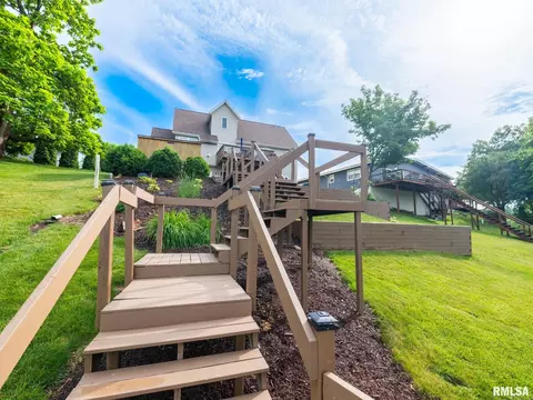 Exterior - 4906 S Sir Lionel Ct, Mapleton, IL 61547 photo 7 of 12
