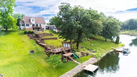 4906 S Sir Lionel Ct, Mapleton, IL 61547