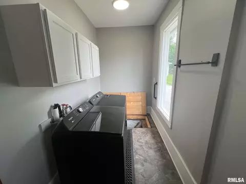 Other - 304 E Summit St, Macomb, IL 61455 photo 8 of 9