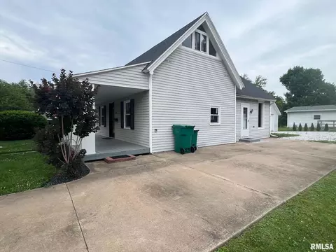 Other - 304 E Summit St, Macomb, IL 61455 photo 2 of 9