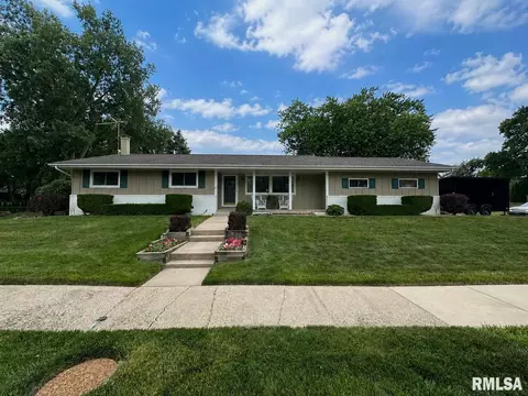 4612 W Lynnhurst Dr, Peoria, IL 61615