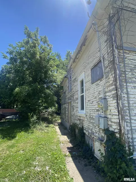 Other - 624 E Maple St, Canton, IL 61520 photo 6 of 8