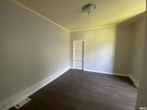 Other - 624 E Maple St, Canton, IL 61520 photo 2 of 8