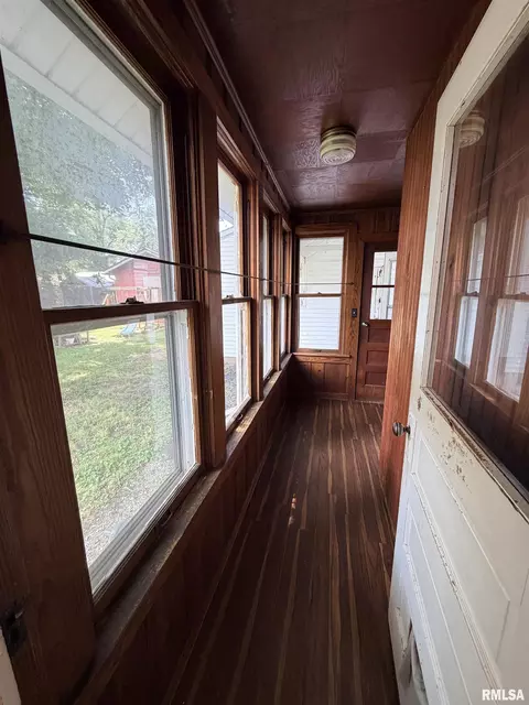 Exterior - 209 Douglas St, Anna, IL 62906 photo 9 of 9