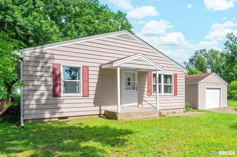 307 Wagner St, Washington, IL 61571