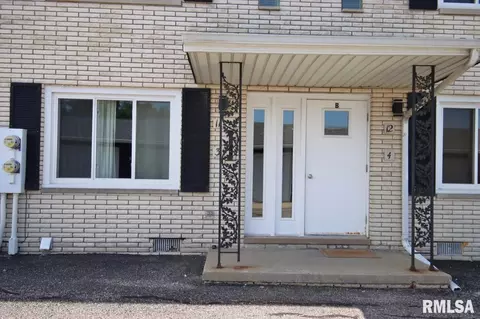 1471 Valle Vista Blvd, Pekin, IL 61554