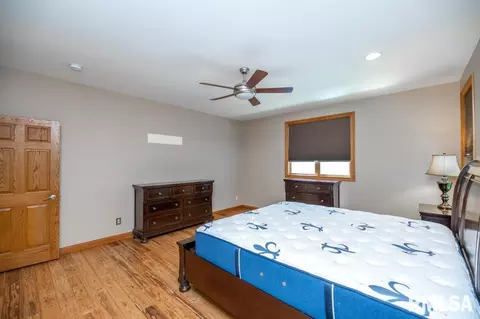 Bedroom - 6918 W Saddlebrook Dr, Mapleton, IL 61547 photo 2 of 10