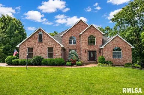 6918 W Saddlebrook Dr, Mapleton, IL 61547