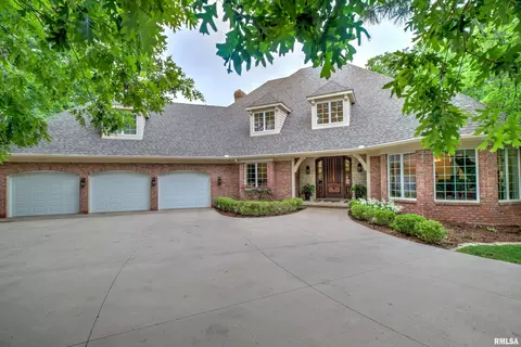 Exterior - 112 W Greystone Ct, Dunlap, IL 61525 photo 2 of 28