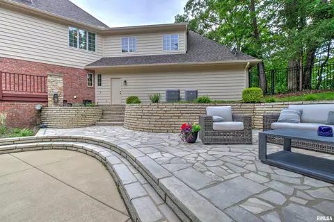Exterior - 112 W Greystone Ct, Dunlap, IL 61525 photo 12 of 28