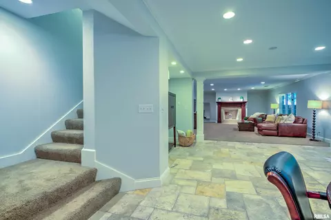 Entry Way - 112 W Greystone Ct, Dunlap, IL 61525 photo 5 of 5