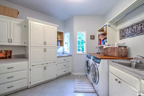 Other - 112 W Greystone Ct, Dunlap, IL 61525 photo 2 of 14