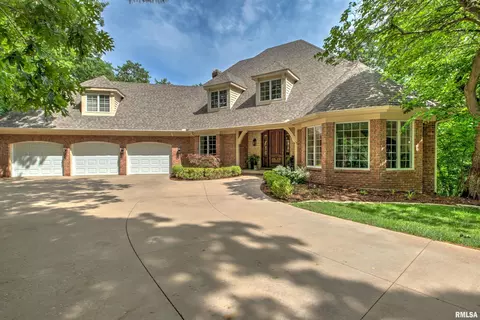 Exterior - 112 W Greystone Ct, Dunlap, IL 61525 photo 19 of 28