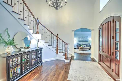 Entry Way - 112 W Greystone Ct, Dunlap, IL 61525 photo 1 of 5