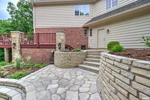 Exterior - 112 W Greystone Ct, Dunlap, IL 61525 photo 13 of 28