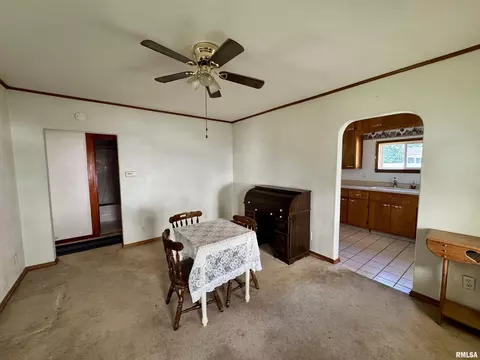 206 E 6th St, Saint David, IL 61563 photo 10