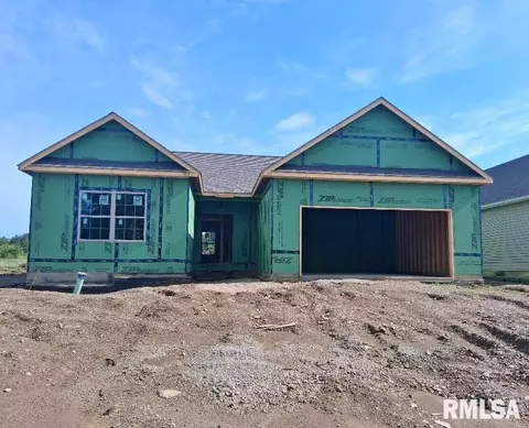 6111 W Creekside Dr, Edwards, IL 61528