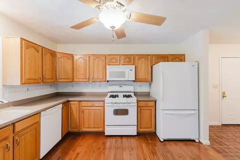 2006 Spring Garden Rd, Marion, IL 62959 photo 11