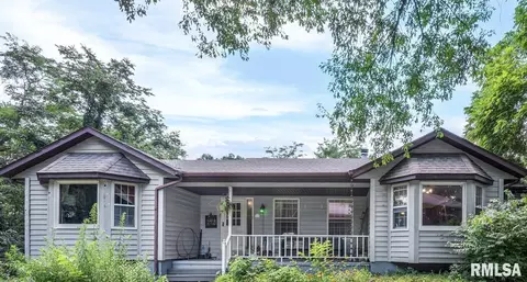 520 W Hickory Grove Ct, Dunlap, IL 61525