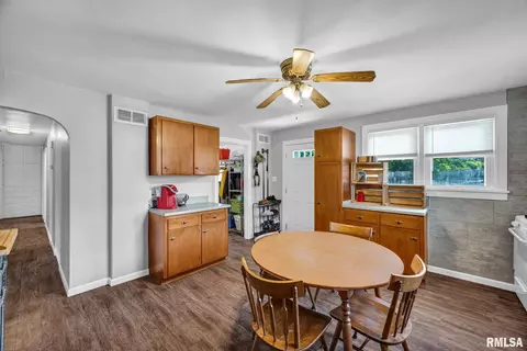 Entry Way - 207 Spruce Ln, Roanoke, IL 61561 photo 1 of 1