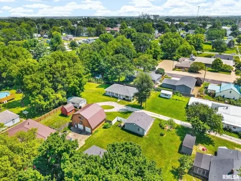 View/Area - 207 Spruce Ln, Roanoke, IL 61561 photo 10 of 10