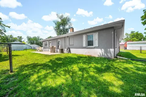 Exterior - 207 Spruce Ln, Roanoke, IL 61561 photo 5 of 6