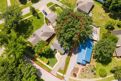 513 E Allen Ave, Marion, IL 62959 photo 30