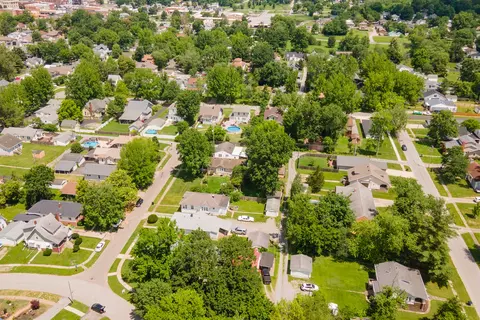 513 E Allen Ave, Marion, IL 62959 photo 32