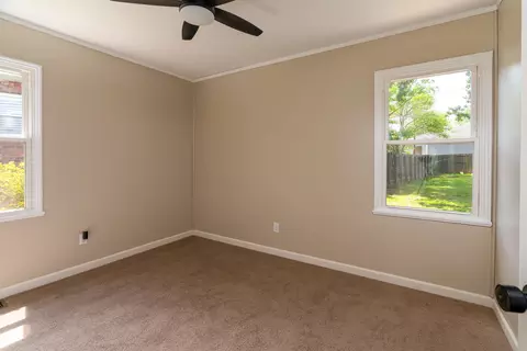 513 E Allen Ave, Marion, IL 62959 photo 24