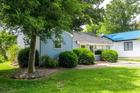 513 E Allen Ave, Marion, IL 62959 photo 3