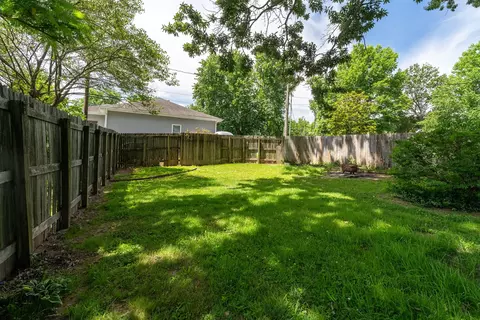 513 E Allen Ave, Marion, IL 62959 photo 28