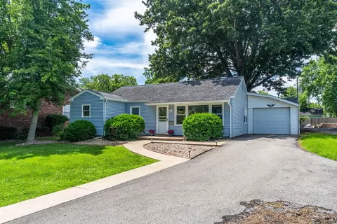 513 E Allen Ave, Marion, IL 62959 photo 4