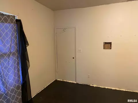 Bedroom - 1019 E Walnut St, Canton, IL 61520 photo 1 of 4