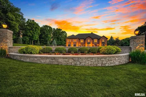 Exterior - 800 Bayside Dr, Germantown Hills, IL 61548 photo 13 of 13