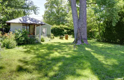 Exterior - 439 N Mcarthur St, Macomb, IL 61455 photo 6 of 6