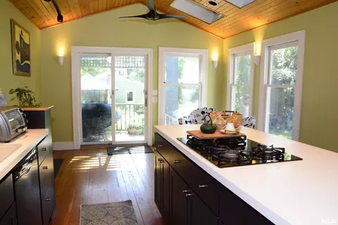 Kitchen - 439 N Mcarthur St, Macomb, IL 61455 photo 4 of 6