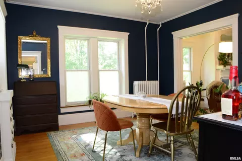 Dining - 439 N Mcarthur St, Macomb, IL 61455 photo 1 of 3