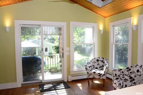 Exterior - 439 N Mcarthur St, Macomb, IL 61455 photo 5 of 6