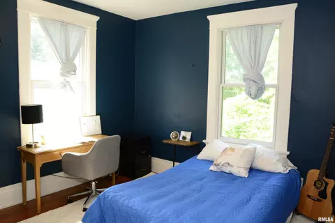 Bedroom - 439 N Mcarthur St, Macomb, IL 61455 photo 3 of 3