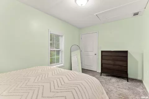 Bedroom - 406 E Bullock St, Eureka, IL 61530 photo 7 of 11