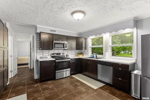 Kitchen - 406 E Bullock St, Eureka, IL 61530 photo 1 of 3