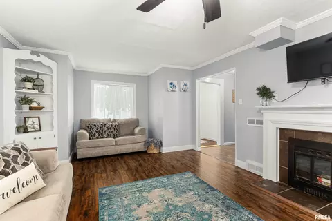 Other - 406 E Bullock St, Eureka, IL 61530 photo 4 of 8
